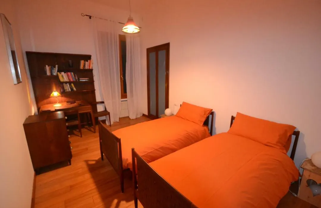 Castello 5888 B, Santa Marina, Calle Marcello, Canale-1